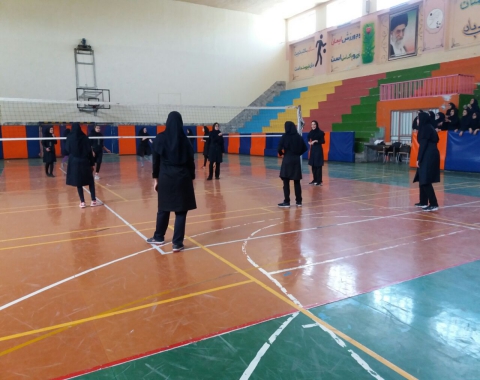 برگزاری مسابقه تدارکاتی والیبال با دبیرستان نمونه فرهنگ ویژه جام فجر