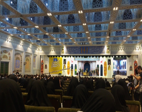 حضور در گردهمایی دانش آموزان مدارس اسلامی مشهد مقدس در حرم مطهر رضوی- 3 مهر